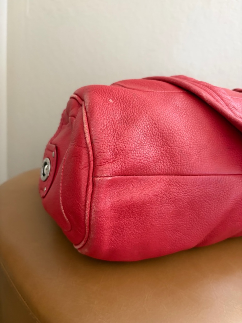 Marc Jacobs Coral-Red Leather Shoulder Bag - Picture 7 of 12
